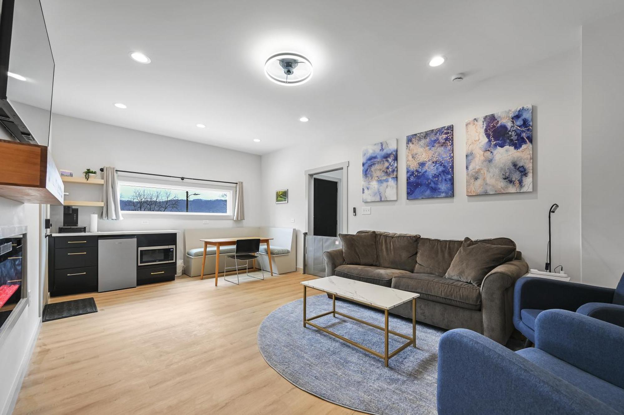 Mon Tresor, Modern Mountain Views With Deck Βίλα Weaverville Εξωτερικό φωτογραφία